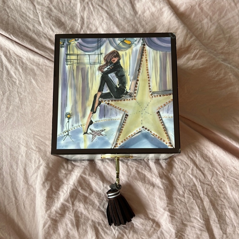 Rare Henri Bendel jewelry box with key